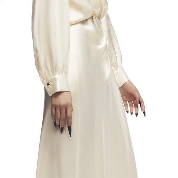 Zara satin effect wrap dress. - Picture 4 of 4